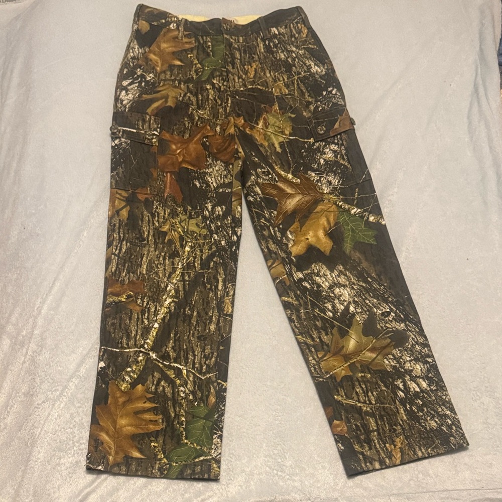 Russell Outdoors Camouflage Cargo Pants with Leaf Design